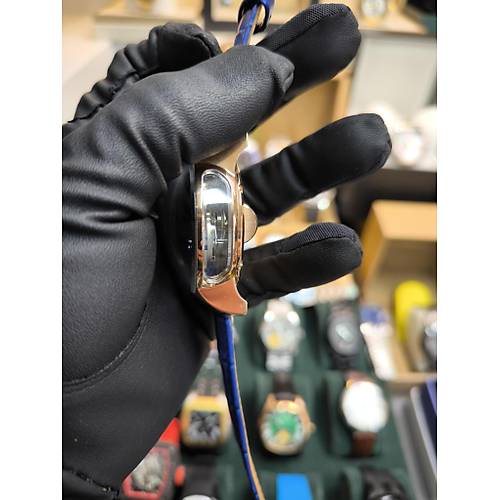 ASTRONOMIA GRAVITATIONAL ROSE ETA SAAT