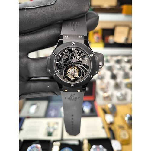 BIG BANG MASTER TOURBILLON SKELETON DIAL