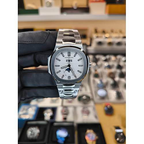 NAUTILUS ANNUAL CALENDER 5726 MOONPHASE ETA SAAT