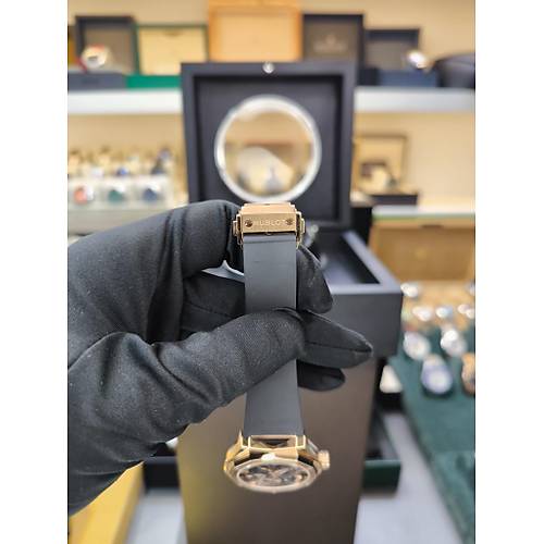 HUBLOT CLASSIC FUSION ORLINSKI KING GOLD 550.OS.1800.RX.19 ETA SAAT