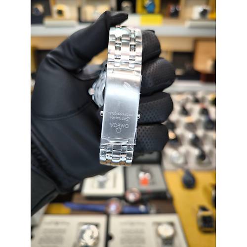 DIVER 300M CO-AXIAL MASTER CHRONOMETER