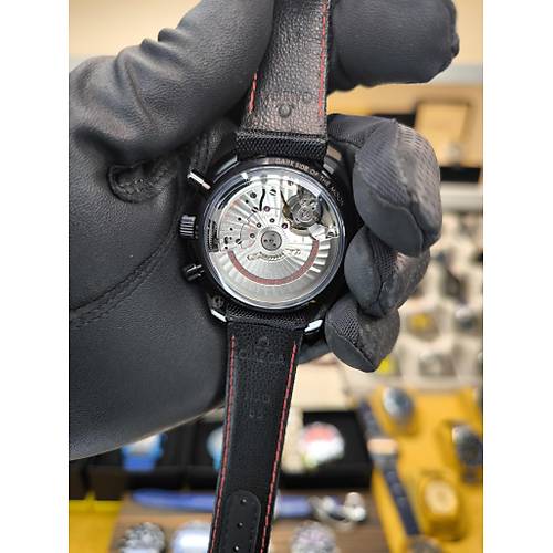 SPEEDMASTER MOONWATCH 311.92.44.51.01.005 ETA SAAT