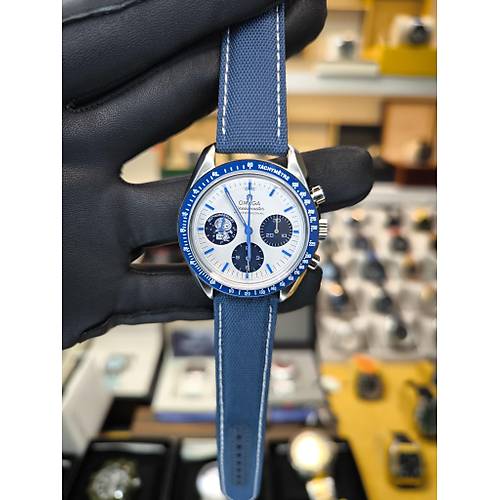 SPEEDMASTER SILVER SNOOPY 50th ANNIVERSARY
