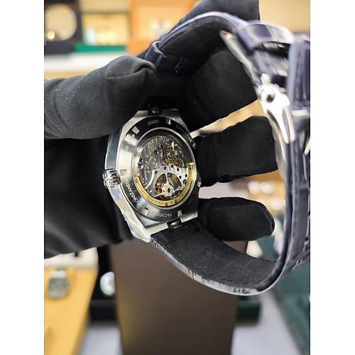 VACHERON CONSTANTIN OVERSEAS TOURBILLON ETA SAAT
