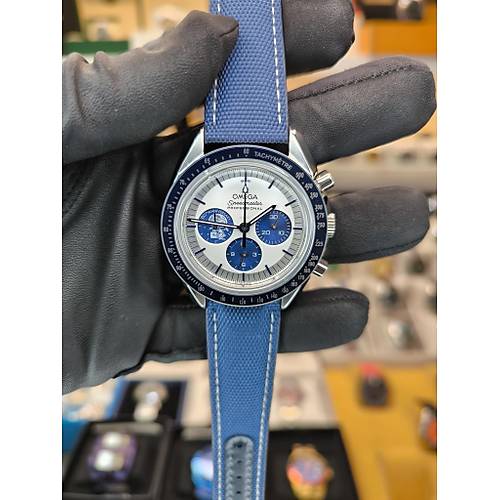 MOONWATCH PROFESSIONAL 50 TH SNOOPY CHRONOGRAPH