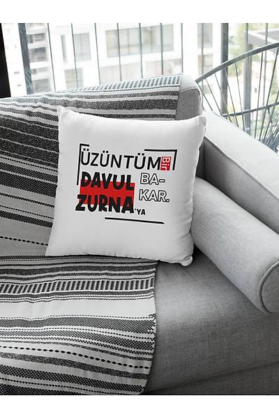 zntm Bir Davul Zurnaya Bakar(Kare Yastk)