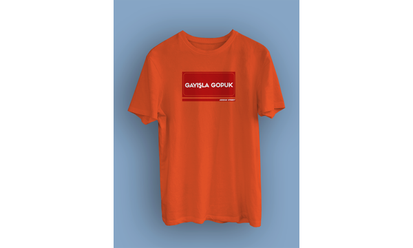 Gayla Gopuk Sokak Tabelas  (niseks Tirt)