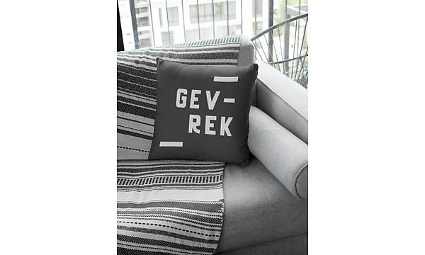 Gevrek Minimal Tasarm (Kare Yastk)