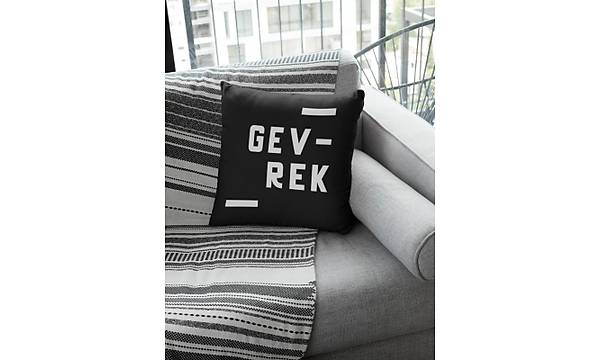 Gevrek Minimal Tasarm (Kare Yastk)