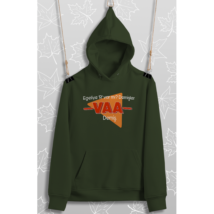 Egeliye Demi�ler R Var m� Diye Va Demi�(�niseks Kap��onlu)