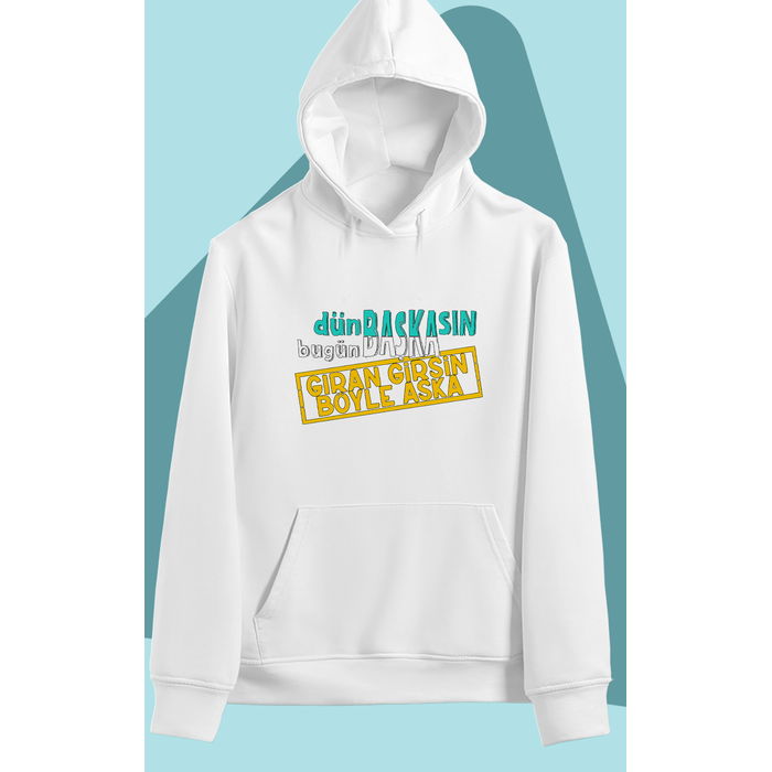 D�n Ba�kas�n Bu G�n Ba�ka G�ran Girsin B�yle A�ka (�niseks Kap��onlu)