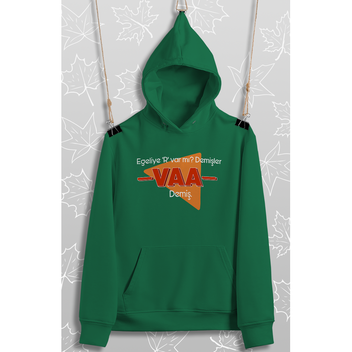 Egeliye Demi�ler R Var m� Diye Va Demi�(�niseks Kap��onlu)