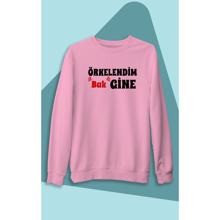 �rkelendim Bak Gine! (�niseks Kap��onsuz)