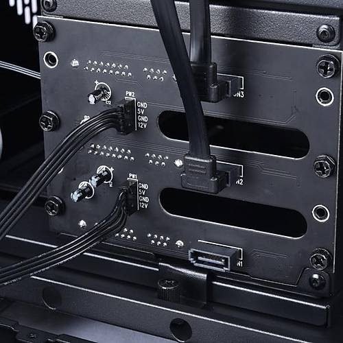 LAN L LANCOOL II -3X HDD/SSD DETRME KT