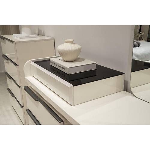 Vena Yatak Odas� & Giyinme Dolab�