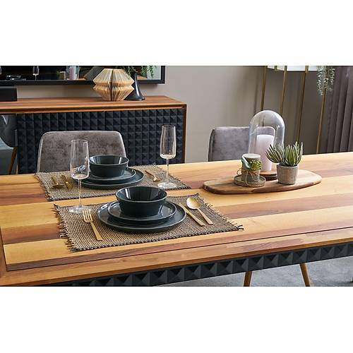 Piramit Yemek Odas�