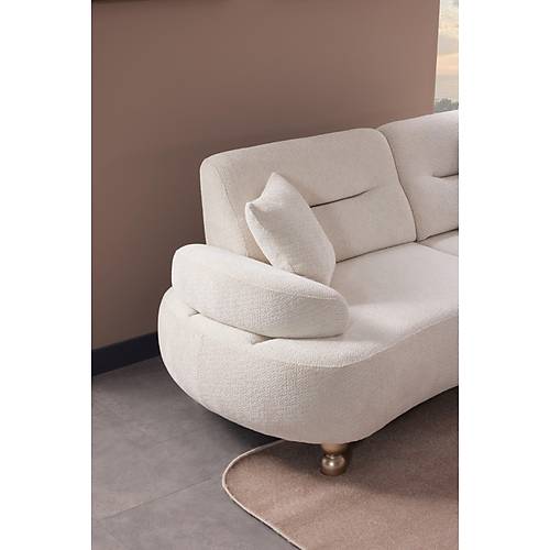 Clara Koltuk Tak�m�