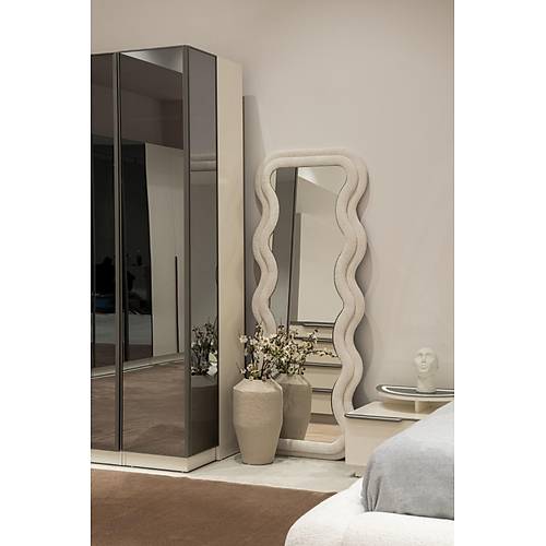 Vena Yatak Odas� & Giyinme Dolab�