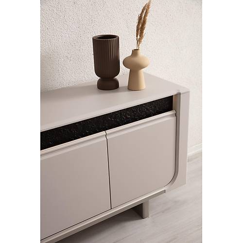 �nci Yemek Odas�