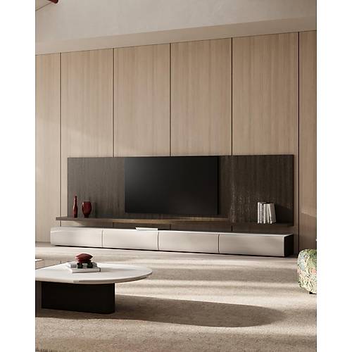 Rivian Tv �nitesi