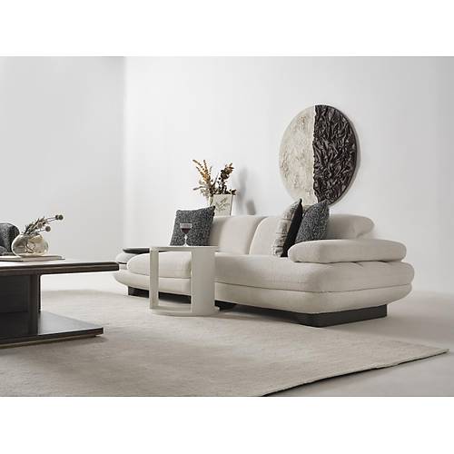 Nora Koltuk Tak�m�