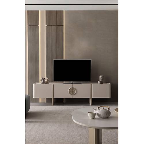 Lusso Tv nitesi