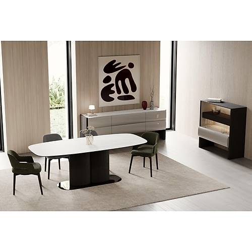 Rivian Yemek Odas�