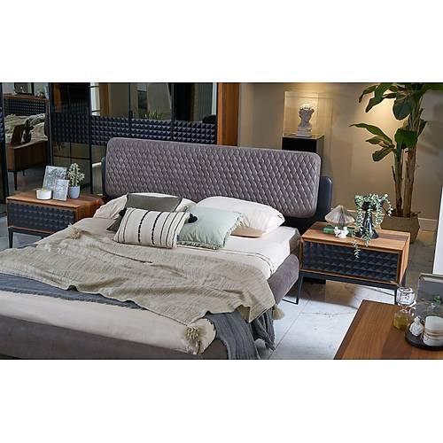 Piramit Yatak Odas� & Giyinme Dolab�