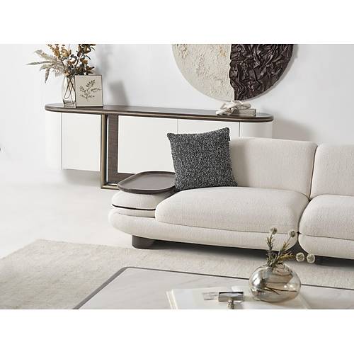 Nora Koltuk Tak�m�