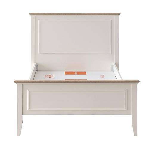 Petra Ay Gen� Odas�