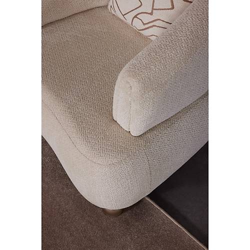 Clara Koltuk Tak�m�