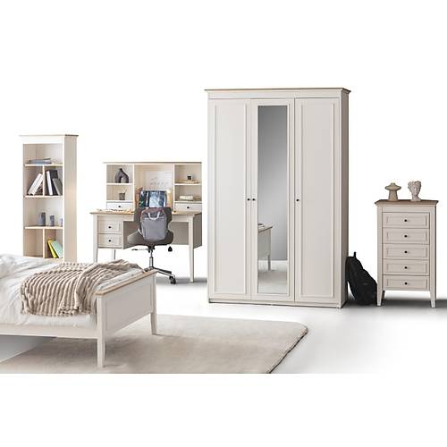 Petra Ay Gen� Odas�