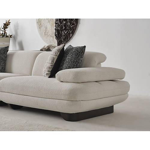 Nora Koltuk Tak�m�