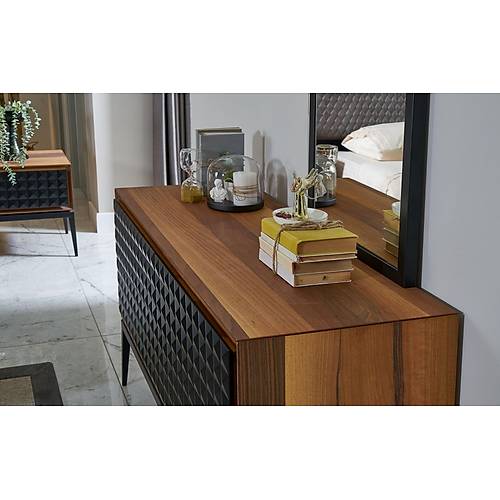 Piramit Yatak Odas� & Giyinme Dolab�