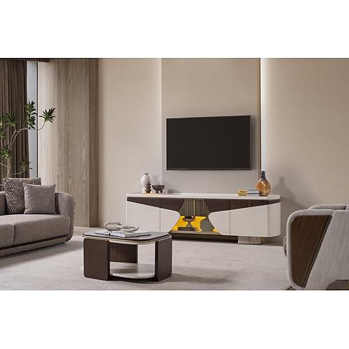 Pascal Luxury Tv nitesi