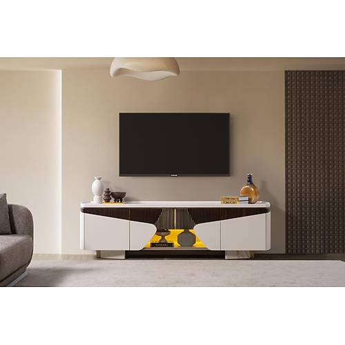 Pascal Luxury Tv nitesi