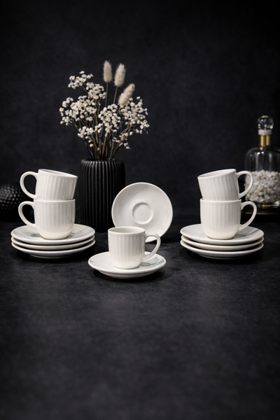 Kad�k�z� 12 par�a 6 ki�ilik Maya K�p�k Porselen Kahve Fincan Tak�m�
