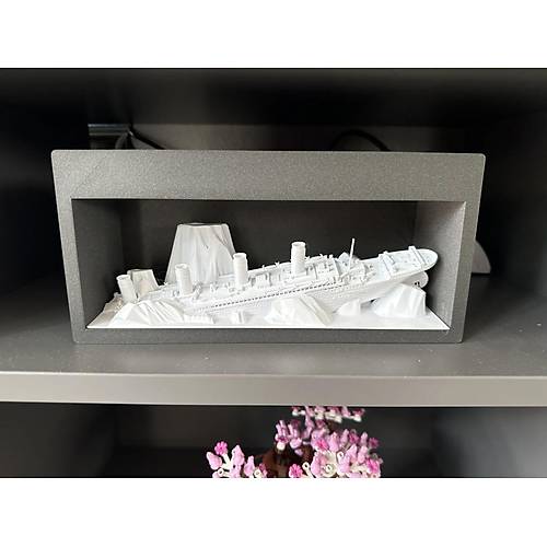 Titanic Temal Book Nook Gece Lambas