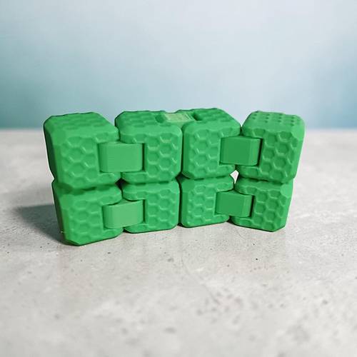 Sonsuz Stres K�p� Infinity Cube - Parmak Egzersiz ve Odaklanma Aparat�