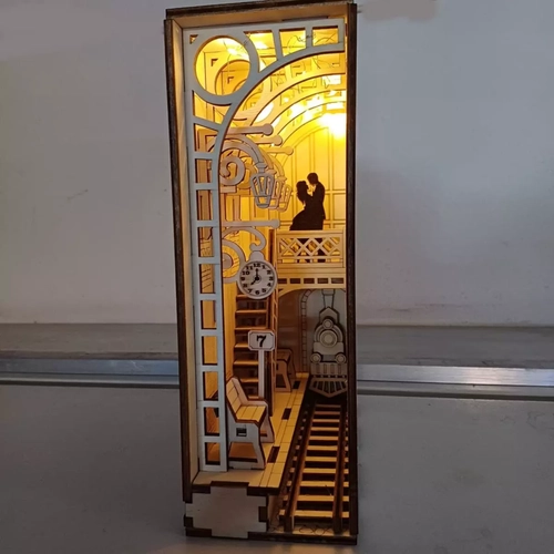 Nostaljik Tren �stasyonu Book Nook Kitap Tutucu - DIY Ah�ap Minyat�r Maket