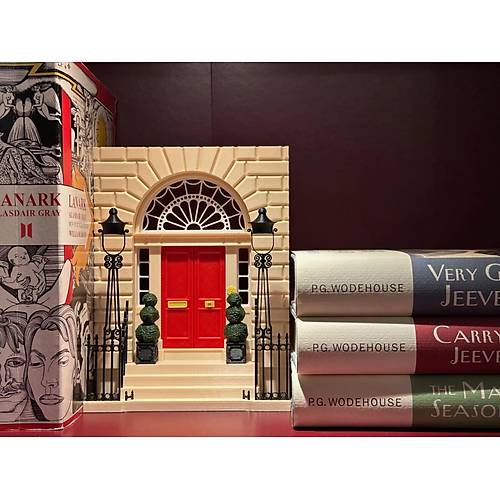 Book Nook Charlotte Meydan, Edinburgh Kitap Kesi DIY Kendin Yap