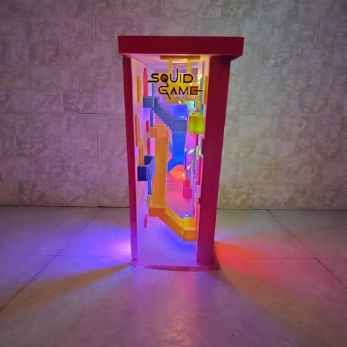 Squid Game Labirent Merdivenleri Book Nook Kitap Tutucu - DIY Modern Minyat�r Maket Kit