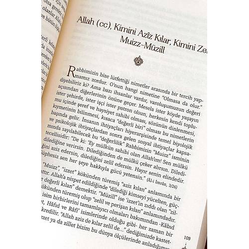 En Güzel İsimler 99 Esma Sonsuz Mana