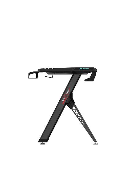 xDrive Ate Profesyonel Rgb Oyuncu Masas (122x60x75h)
