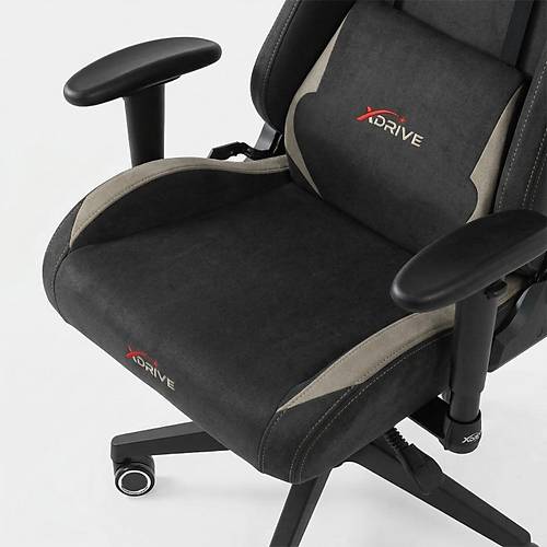 xDrive 15'Li Plus Oyuncu Koltu�u 18 Mart �zel Seri