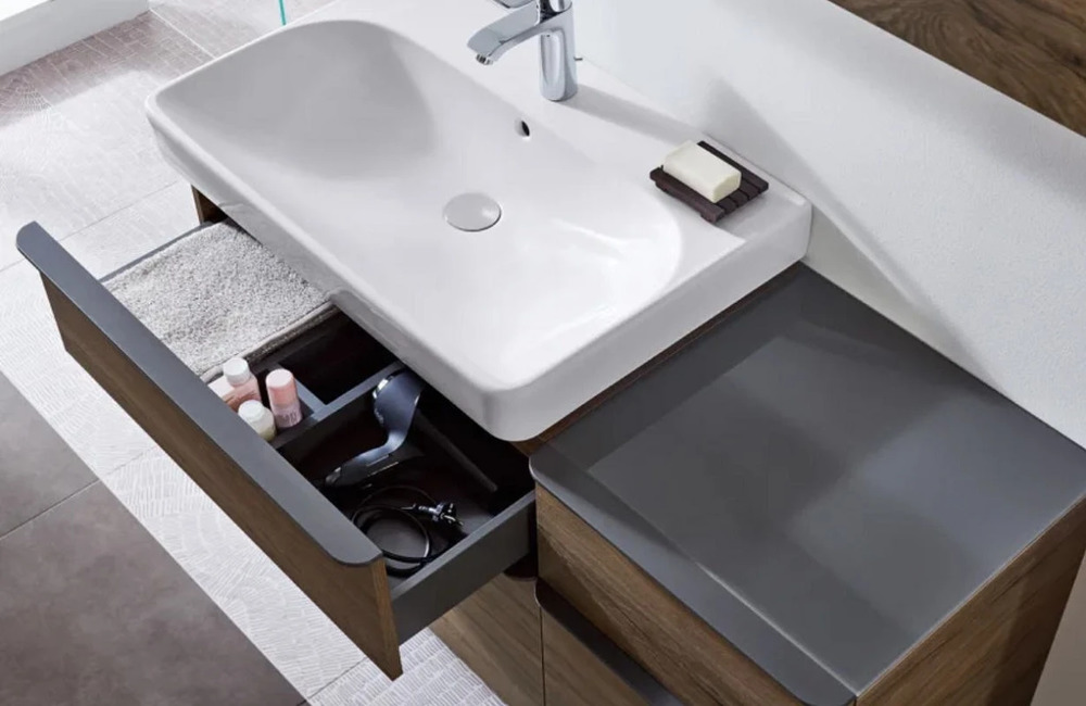 Geberit  Smyle lavabo dolabı, çift çekmeceli, 120 cm Amerikan Ceviz 500.355.JR.1
