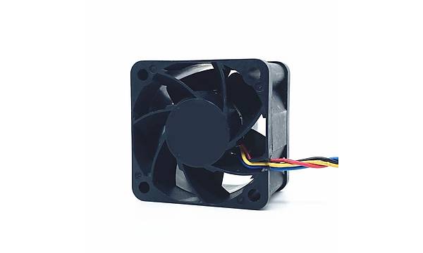 40x40x28MM sunucu soutma fan 12V 0.5A ile 4pin