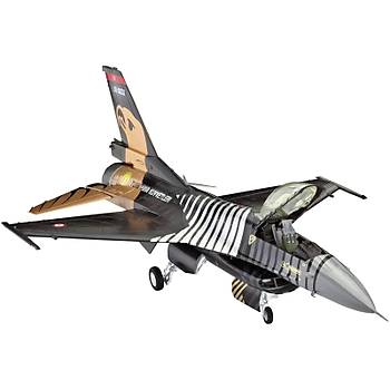 Revell 1:72 F-16C Solo Trk Model Set Uak