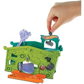 Hot Wheels ehir Balang Setleri Hayalet Garaj