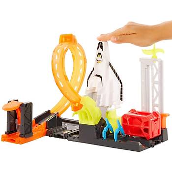 Hot Wheels Parkurda Dn Maceras Oyun Setleri Roket Frlatc